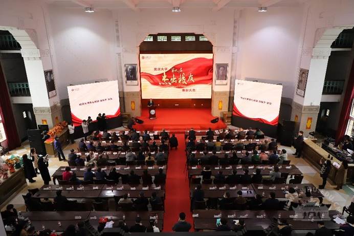 说明: //news.wnsrplay.com/__local/B/B6/3C/7A330302607FFCFE295B23E4D0A_96762086_18659.jpeg